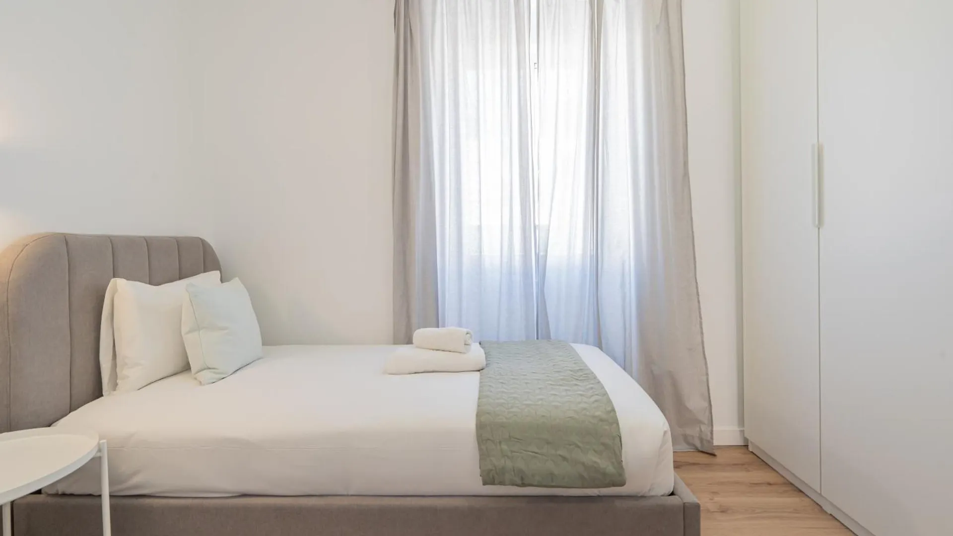 Stay U-Nique Apartments Alferez Málaga 0*,  İspanya