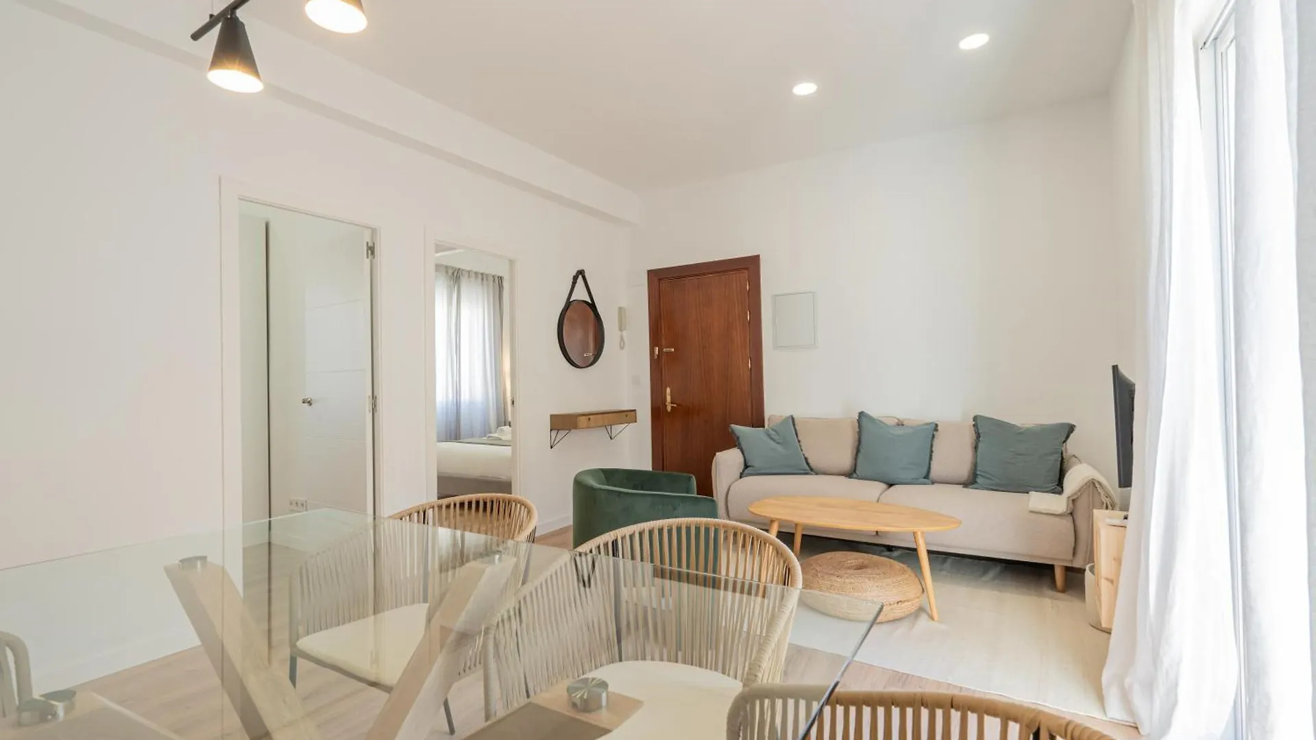 Stay U-Nique Apartments Alferez Málaga İspanya
